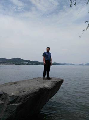 A8LVXUHKKABT0KMTN}8GW~U